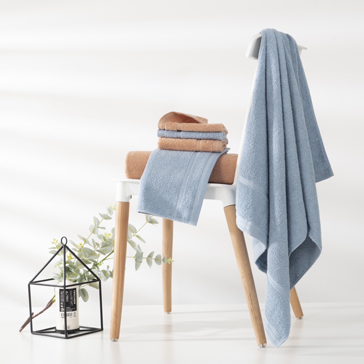 Solid color home high-end plain towel, household face wash and bath towel, all-cotton Morandi towel Item Picture