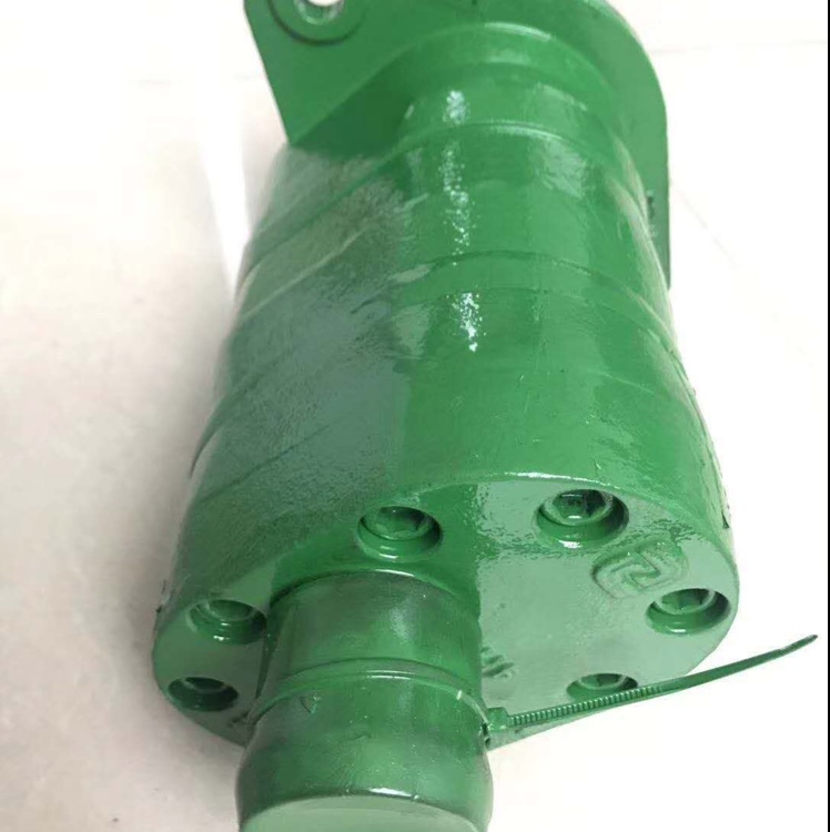 Tractor 1204 strong deer 6403 agricultural pump gear pump RE241577 RE241578