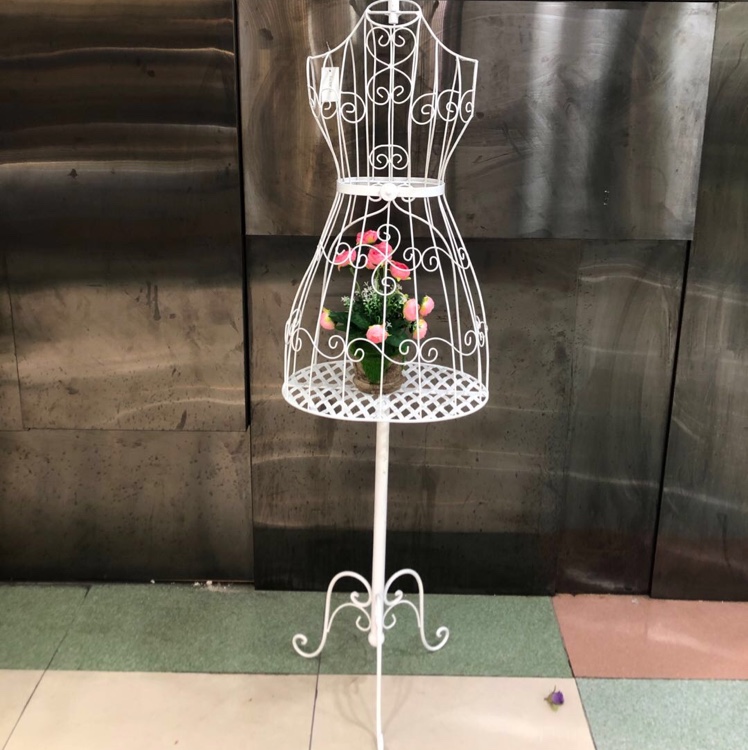 义乌好货工厂直销线条带钩模特细节图