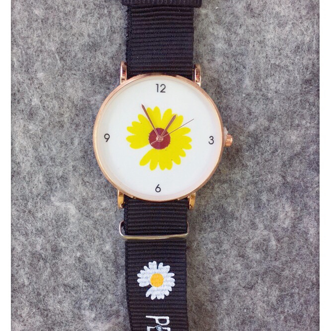 Cloth strap fashion watch 2020 Trendy product details Picture