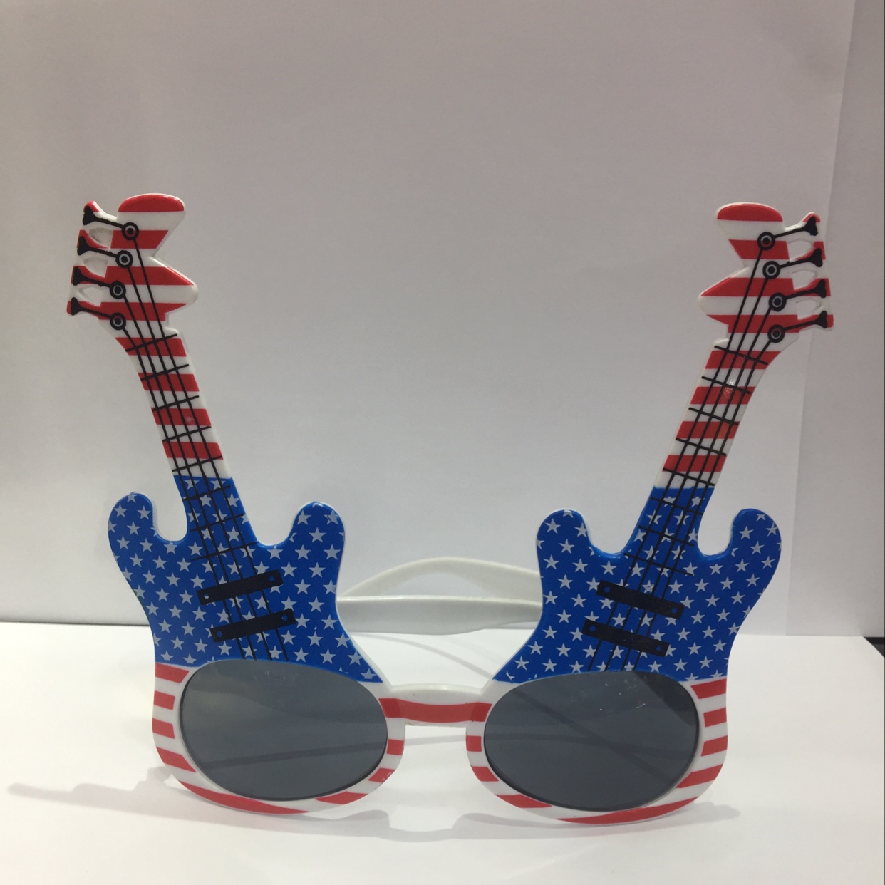 Flag guitar glasses thumbnail