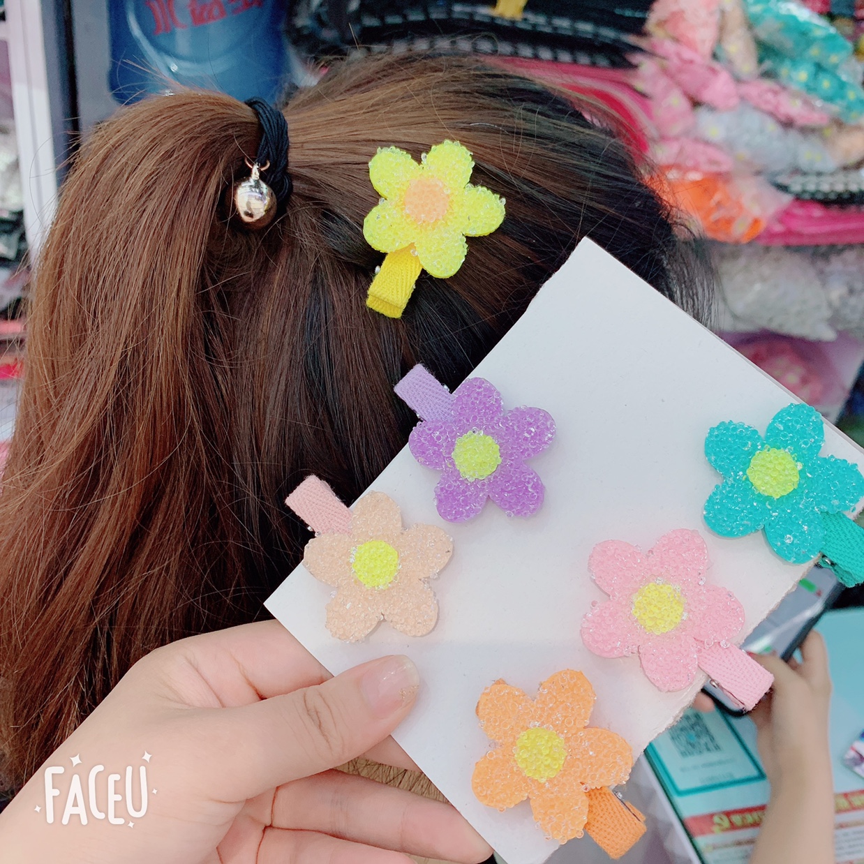 Yiwu Juanjuan Accessories Store