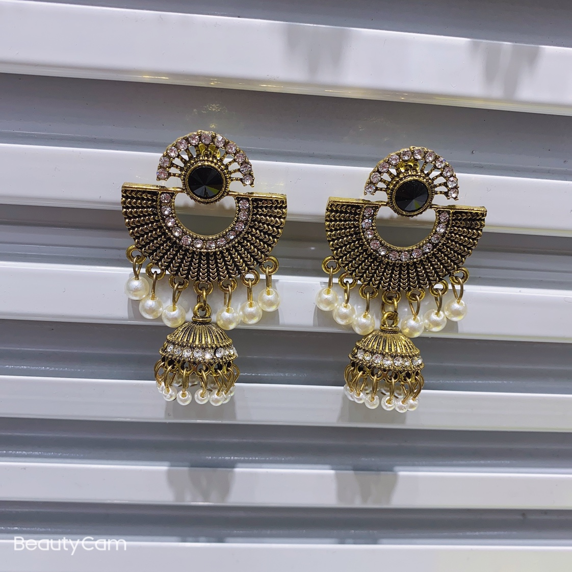 American and American trade exaggerated earrings big brand Bohemian retro bell hat earrings black hanging white pearl earrings hot style thumbnail