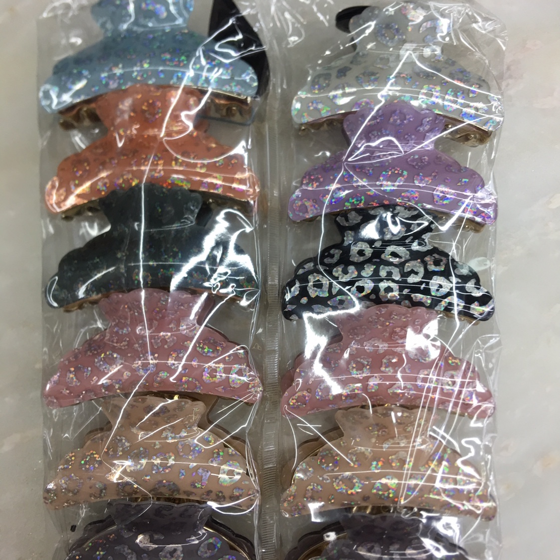 Acrylic large ingot 9 cm shampoo, makeup claw thumbnail