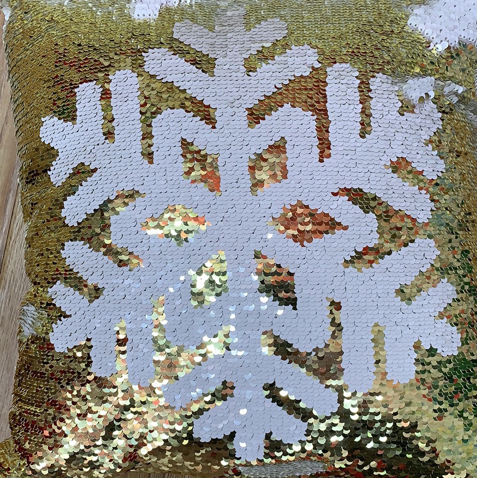 Sequined pillowcase