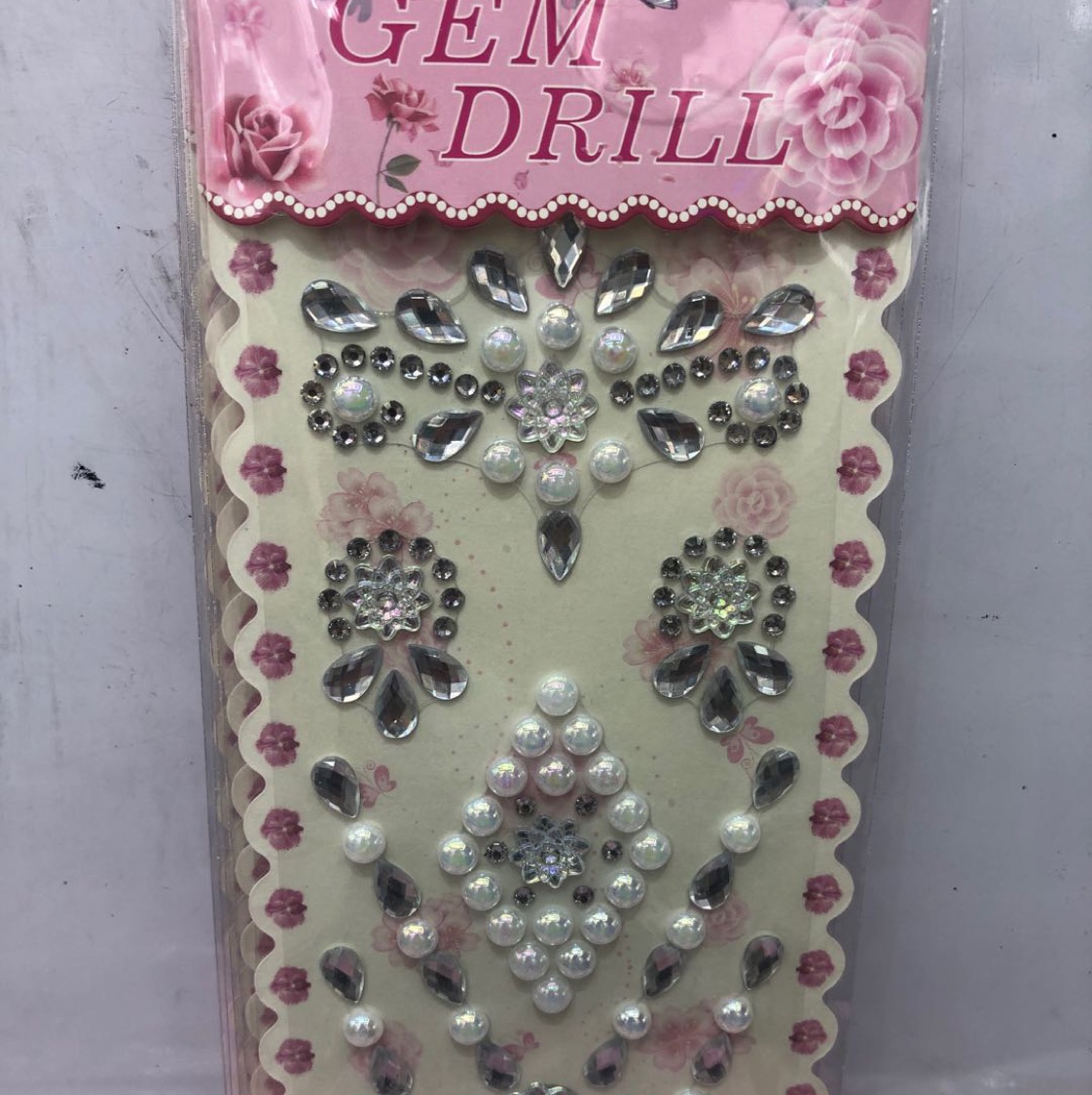 Pearl mobile phone sticker thumbnail