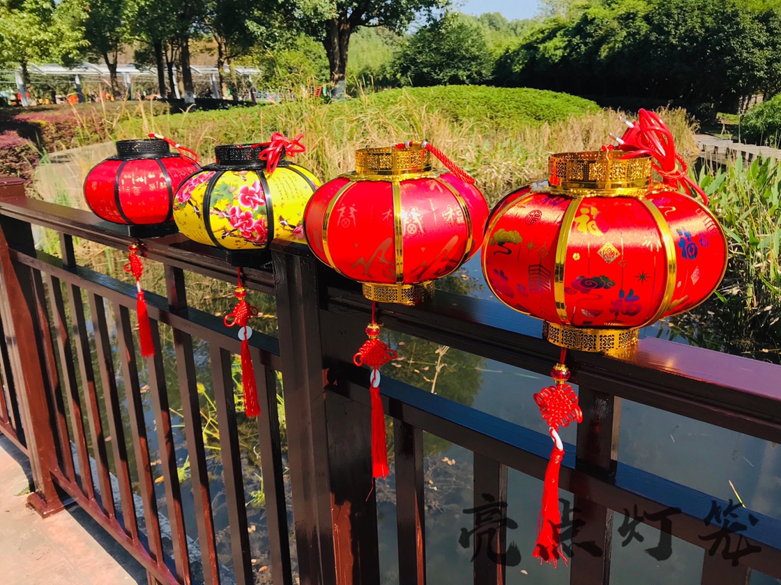 水晶工艺品实物图