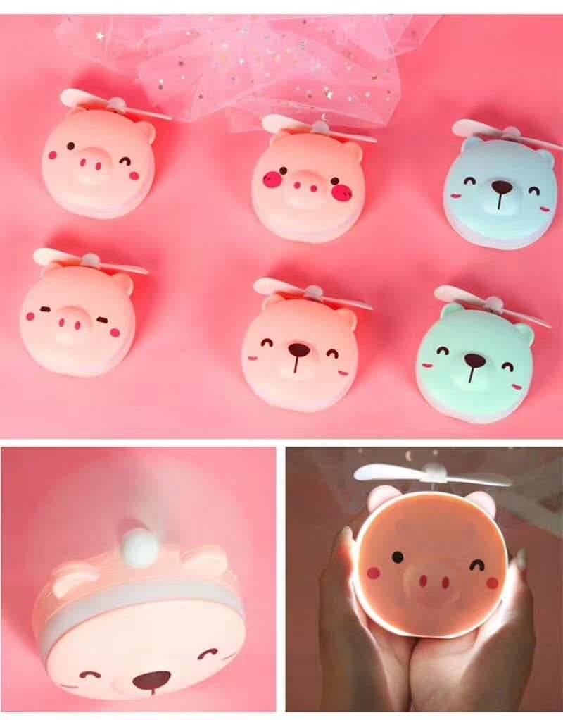 A novel and creative toy featuring a small fan for a popular beauty mirror Application Scenario