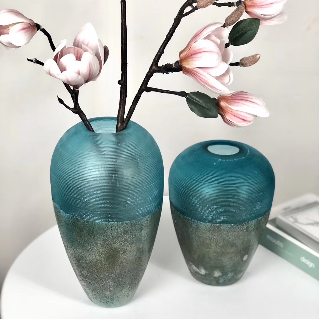 Light luxury straight-tube glass craft vase, modern and simple home flower arrangement, eternal flower crystal ball, decorative glass bottle details Picture