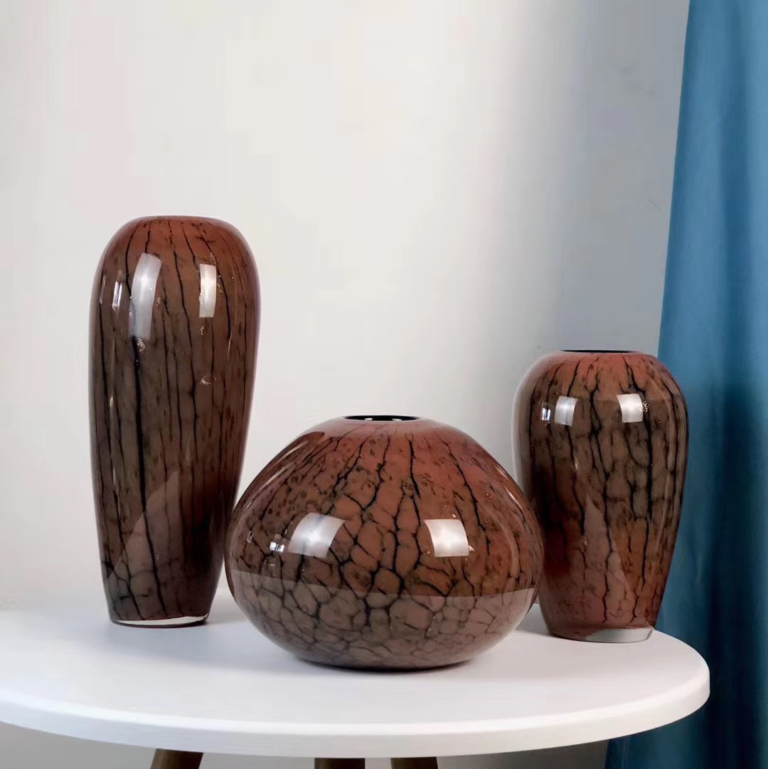 Light luxury straight-tube glass craft vase, simple and modern home soft decoration, transparent glass bottle flower arrangement piece details Picture