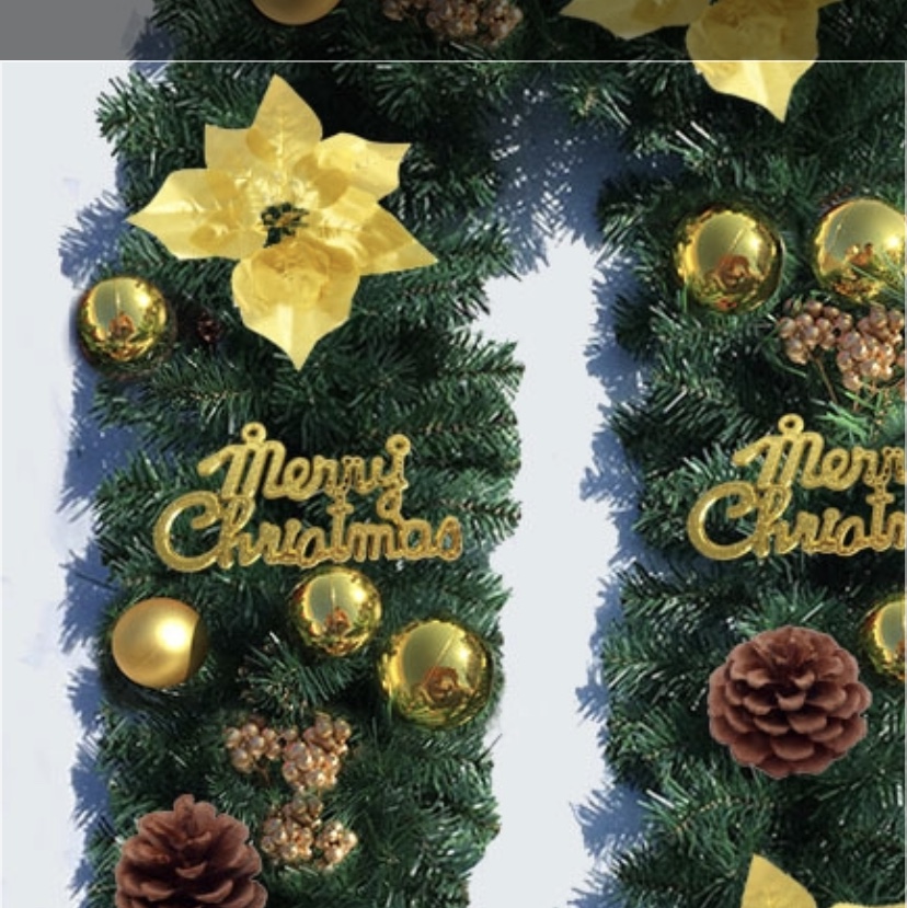 Yiyang Christmas Craft 2.7-meter ornaments with Christmas flower vines come in four colors: gold, red, blue and silver. They are suitable for Christmas hotel, shopping mall and home decoration details Picture