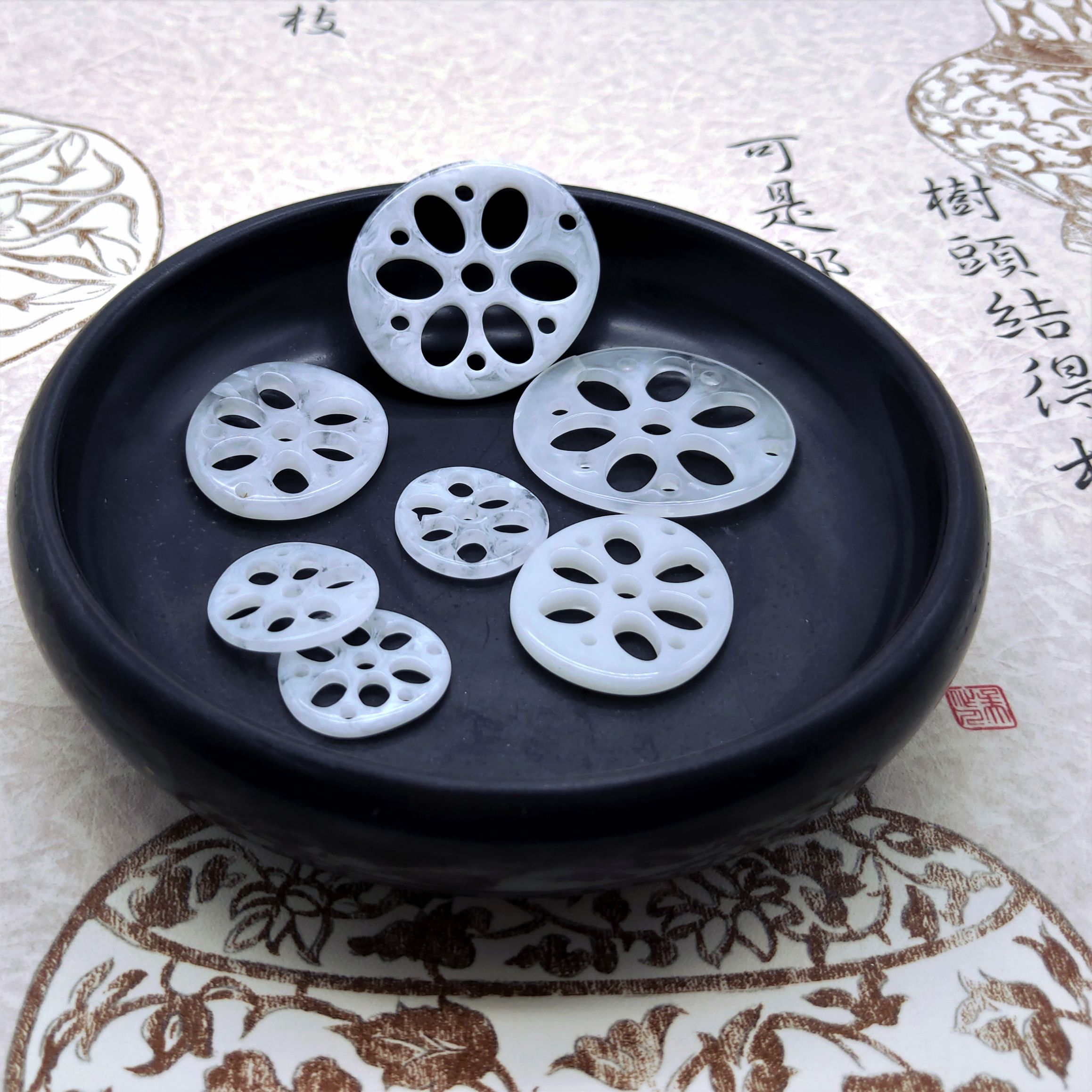 Best-selling resin imitation ivory fruit car pendant accessory, the same style of tassel lotus root slices DIY pendant material as "Chen Qing Ling" Application Scenario