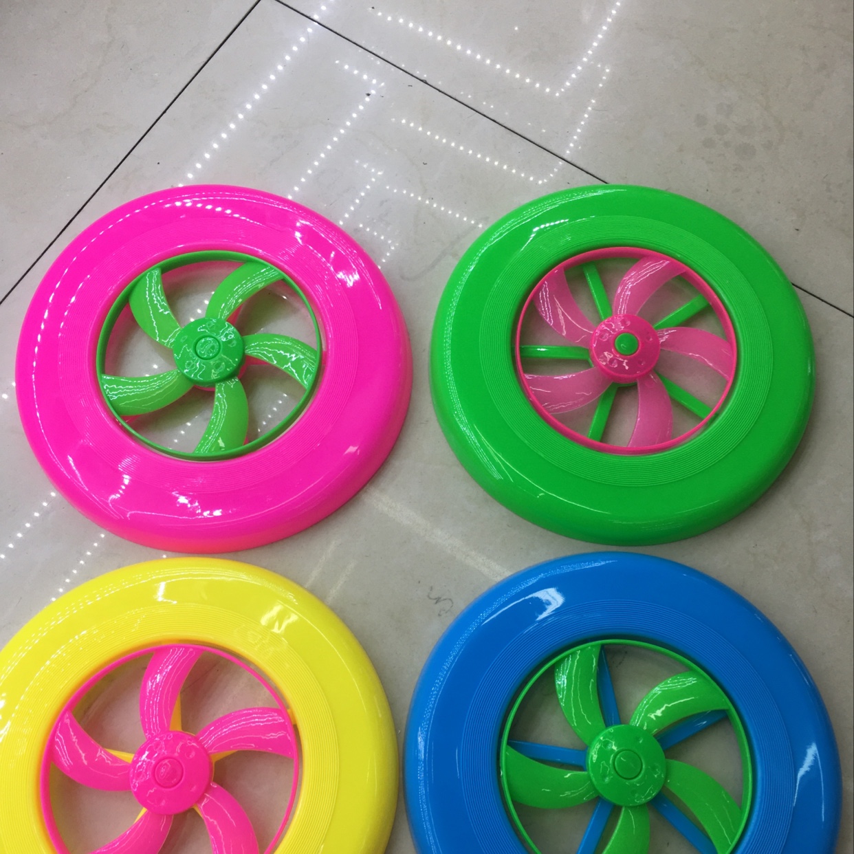 Product name: 23 cm FRISbee sport plastic children toy pet training interactive frisbee thumbnail
