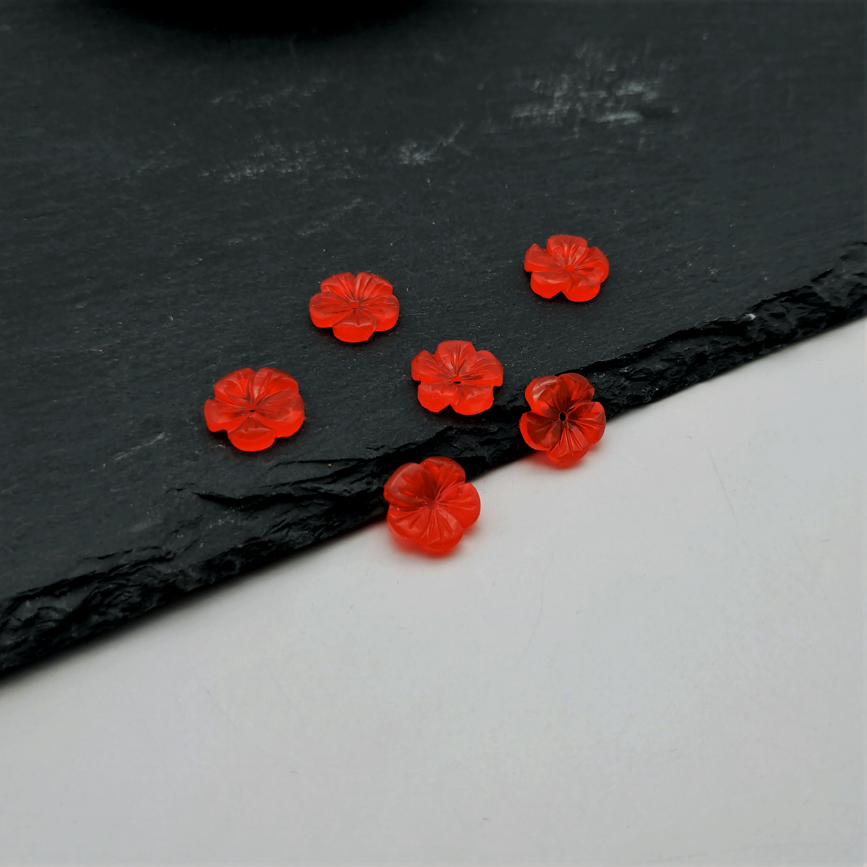 Imitation shell resin plum blossom 12mm perforated bowl flower handcrafted diy accessories Hanfu ancient-style cosplay hairpin head accessories detail image 2