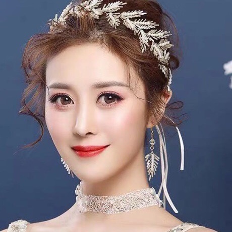Bride handmade headpiece 2020 new wedding dress Korean super fairy accessories full figure