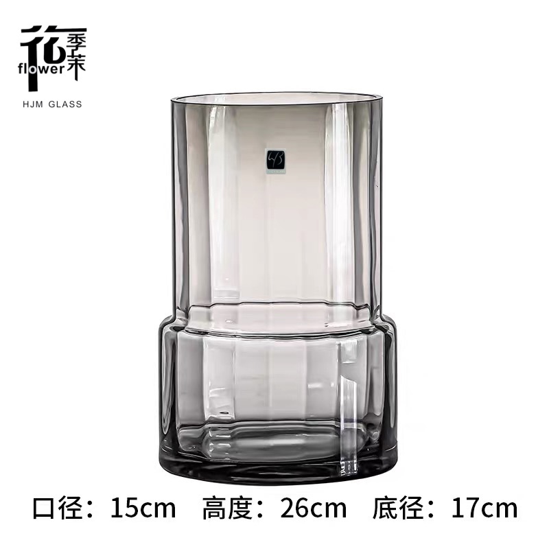 Modern and simple vertical striped transparent glass vase, large-mouthed flower vase, lucky bamboo, lily, fresh flowers, living room decoration details Picture