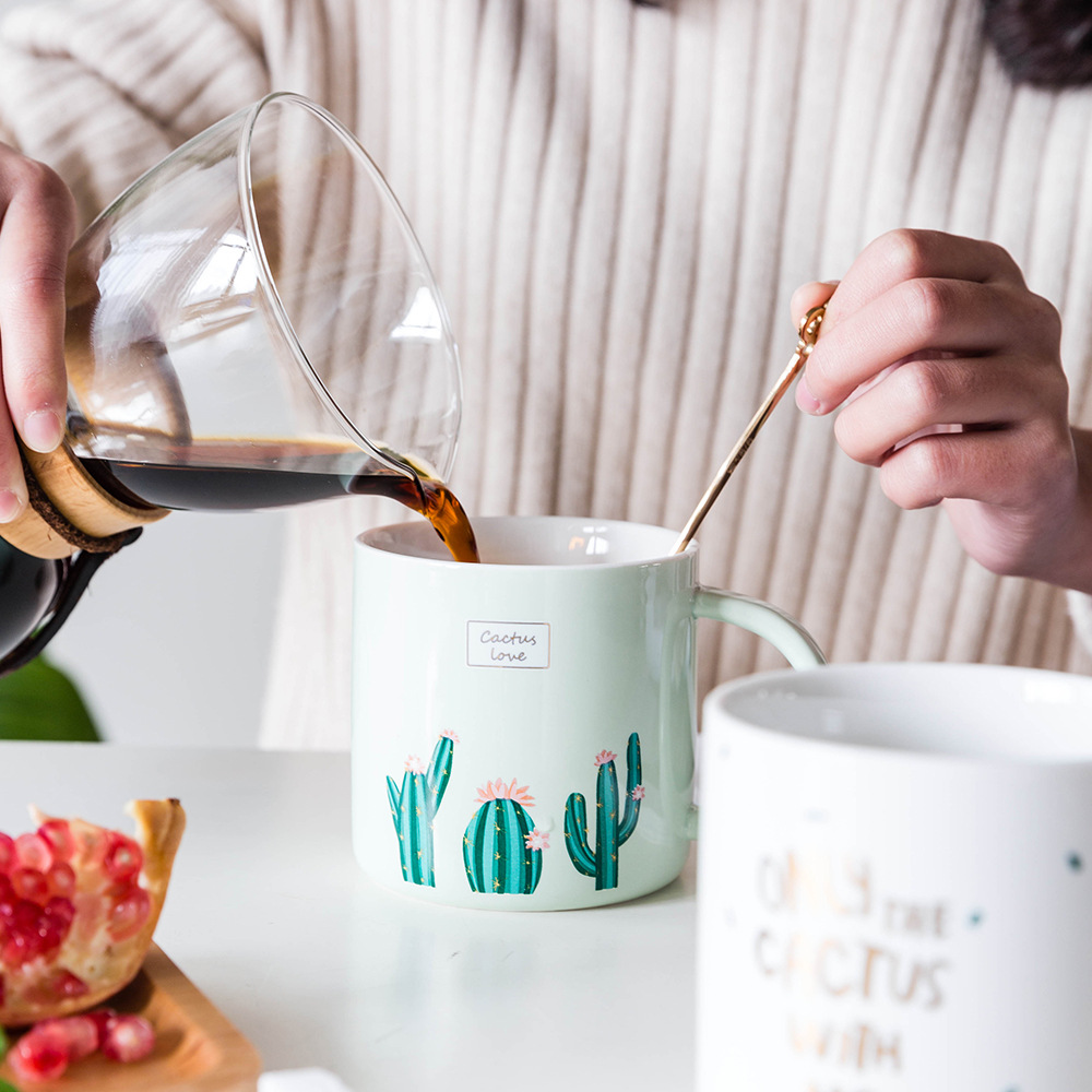 ins creative European cactus gilded English mugs, couple water cups, office coffee cups, ceramic cups Specification image