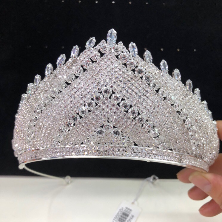 2020 Bride wedding nude diamond zircon crown wedding photography gown Korean style headdress full figure