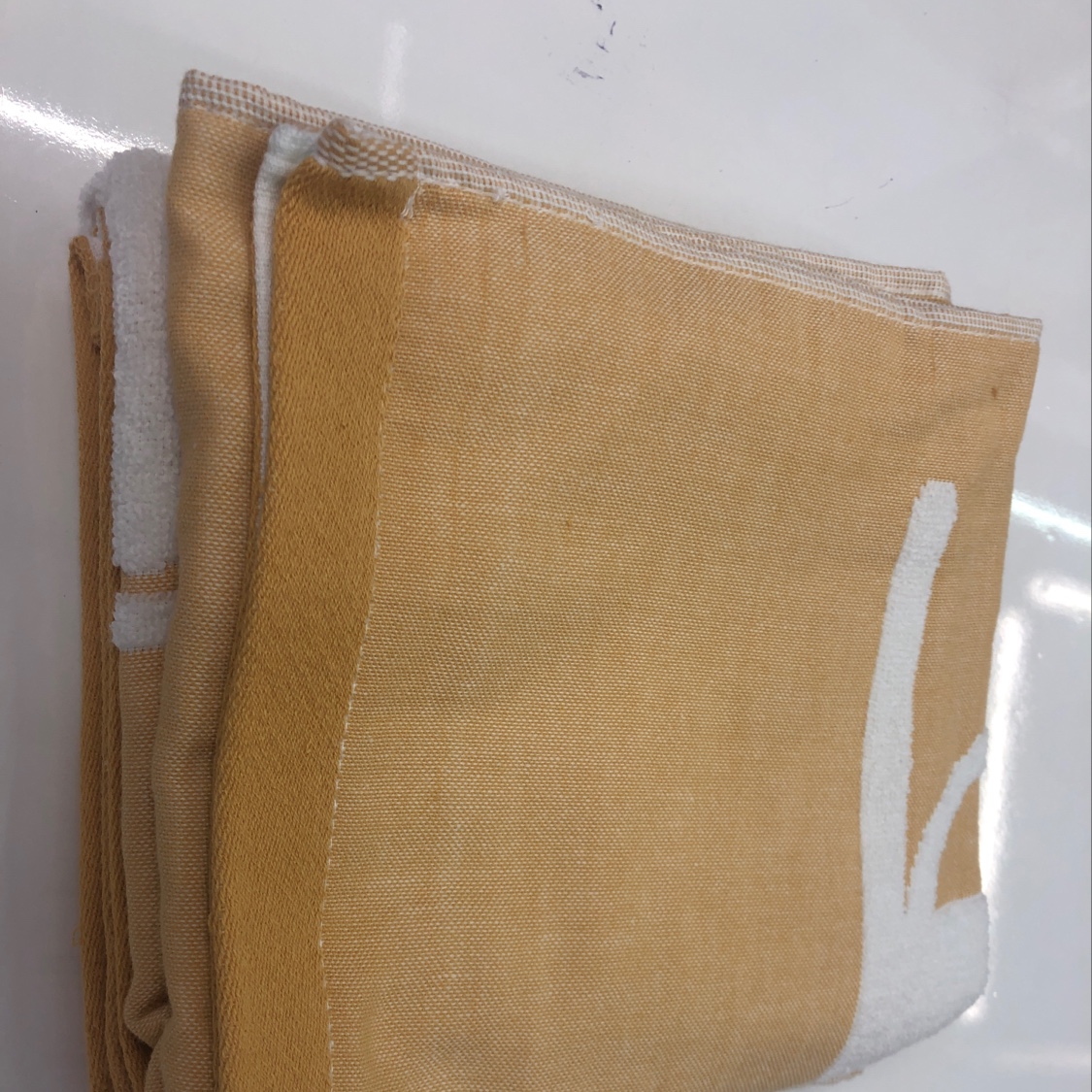 Yellow kitten gauze jacquard details Picture