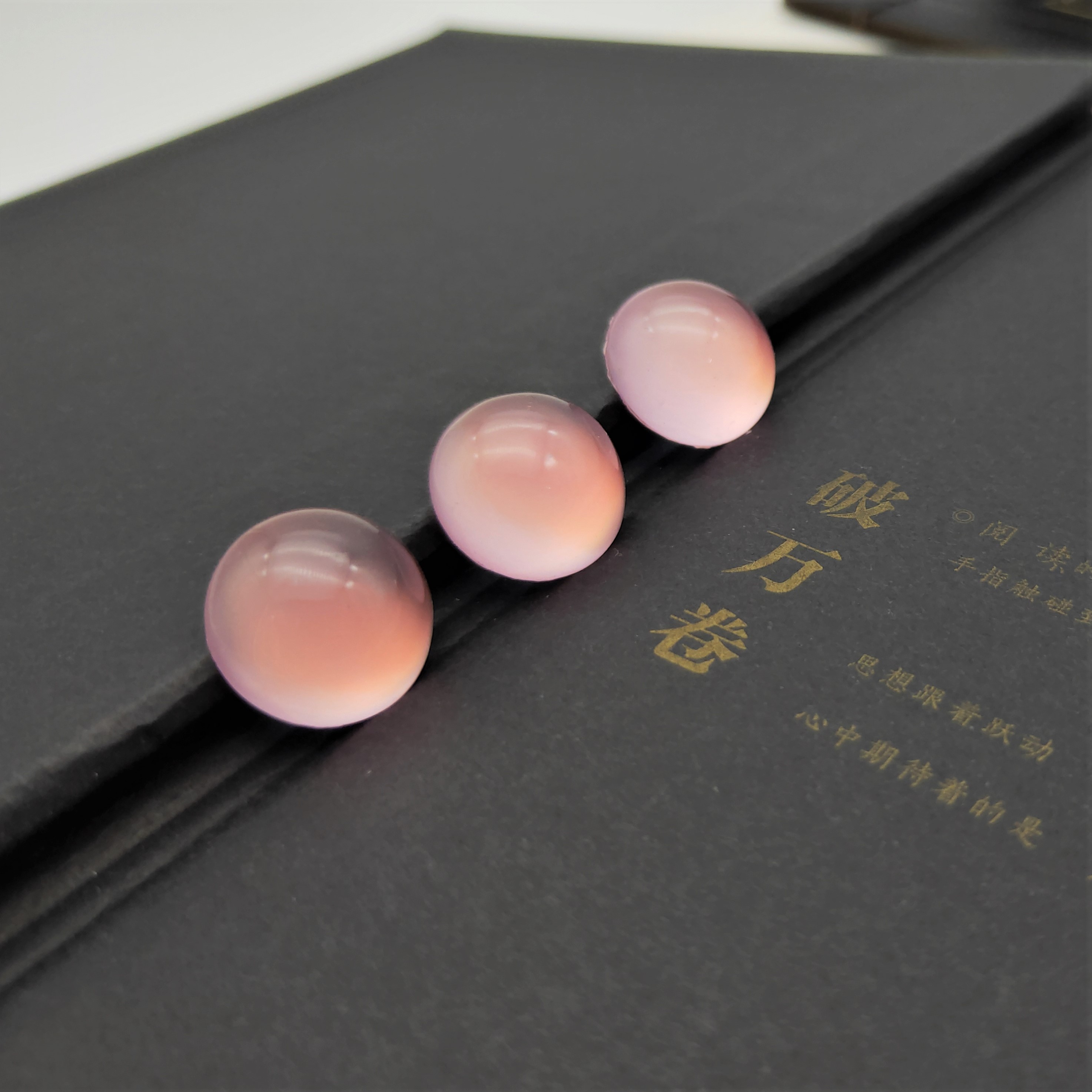微供热卖仿猫眼树脂光感戒面平底光面圆形16mm手工DIY工艺品配详情图3