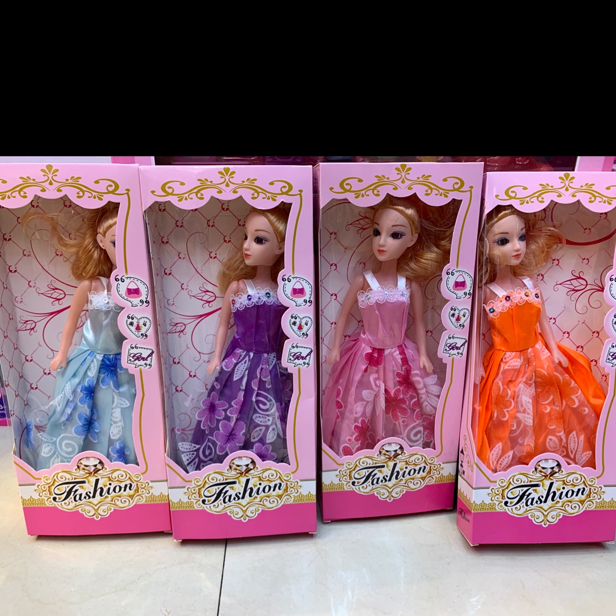 芭比洋娃娃女孩玩具半身可化妆编发美发公主儿童大礼盒套装详情3