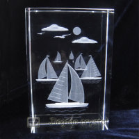 厂家直销3X8X12厘米水晶内雕客人定做L0G0，量多价议，欢迎下单定做