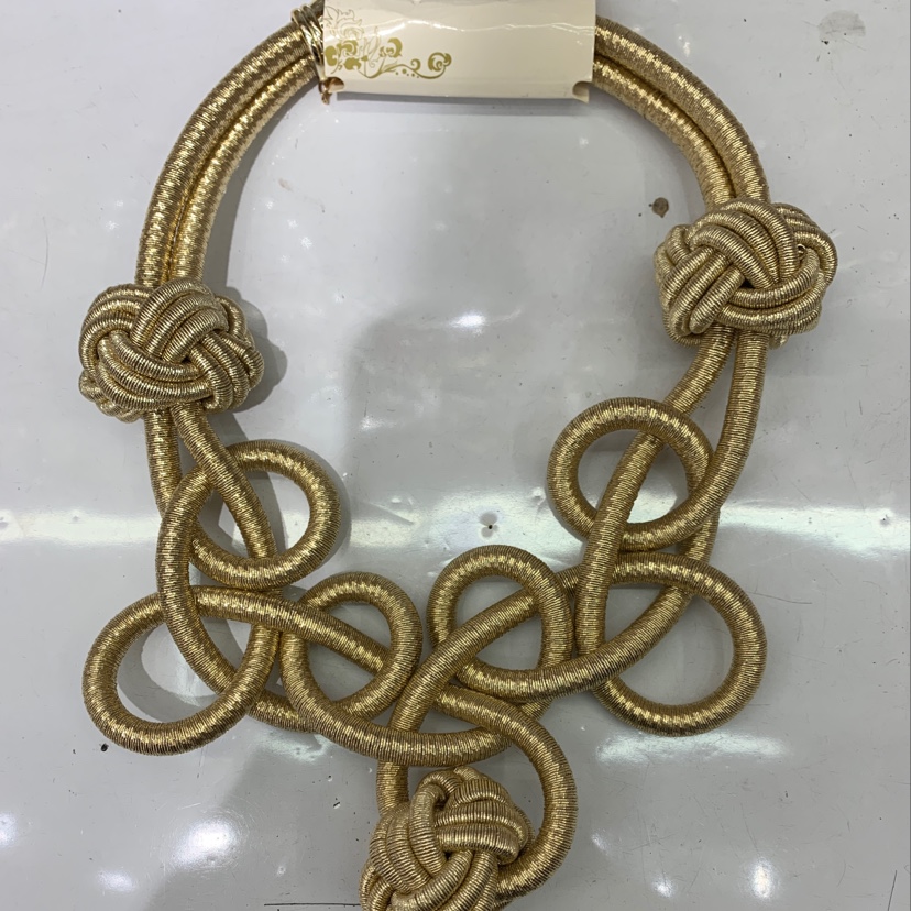 European and American necklaces