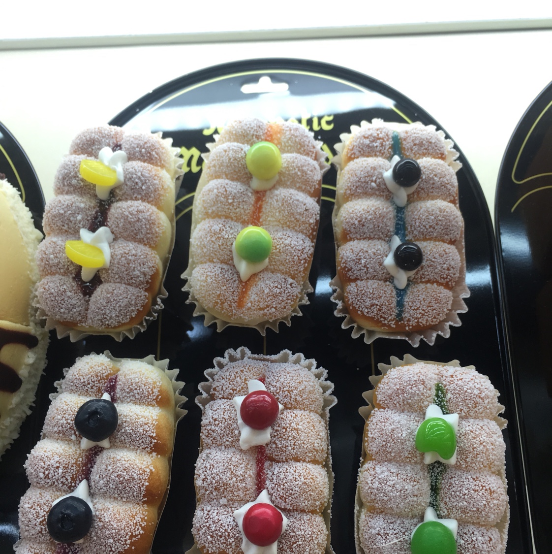 Hot bread cake fridge magnets