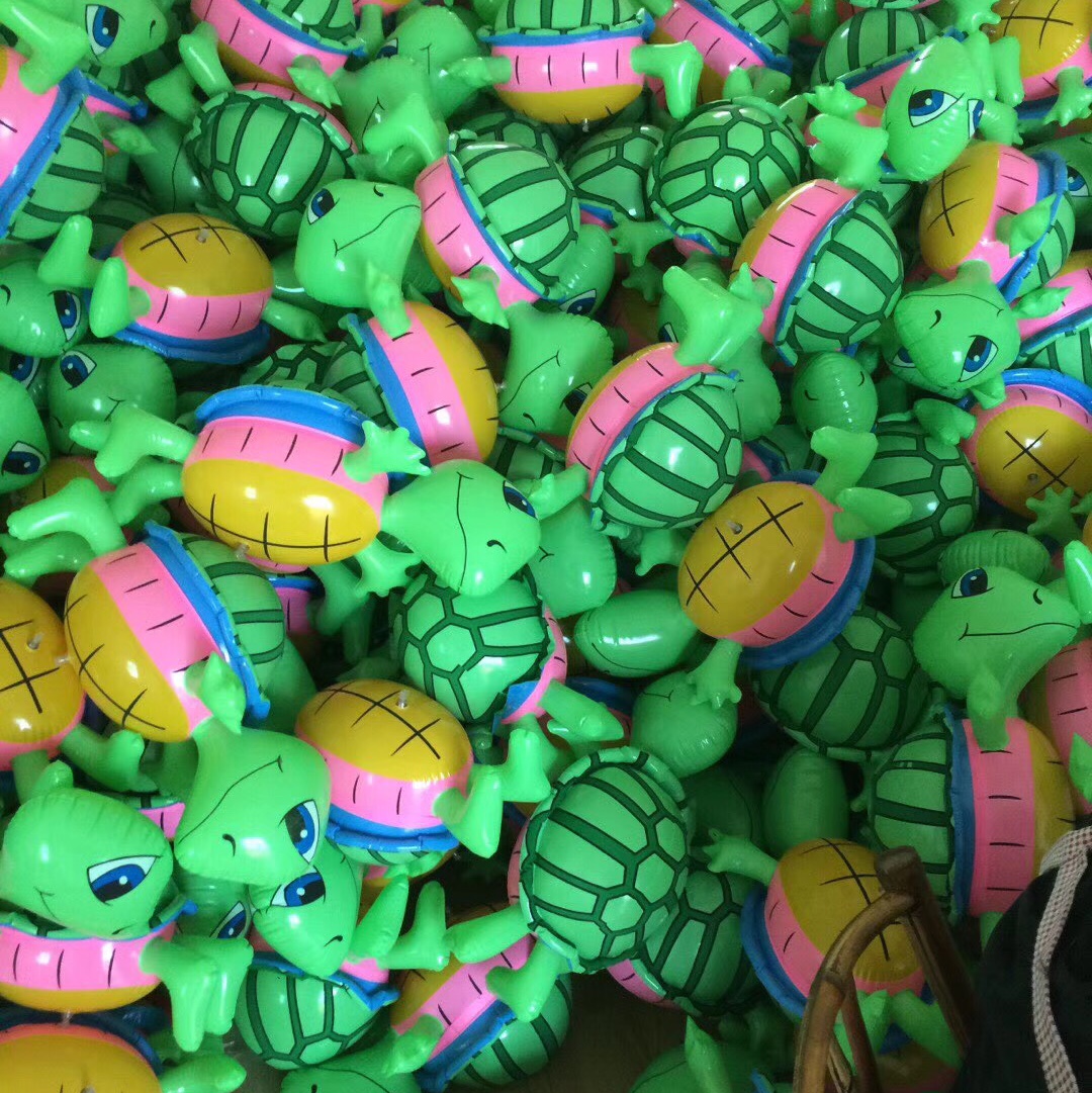 Standing turtle details Picture