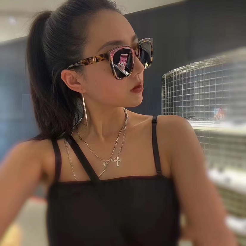 Best-selling sunglasses in live-streaming sales