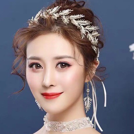 Bride handmade headpiece 2020 new wedding dress Korean super fairy accessories details Picture