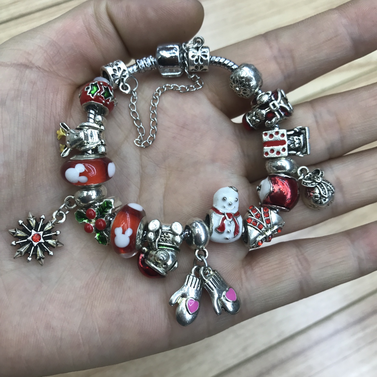Donna bracelet Christmas 🎄 pan