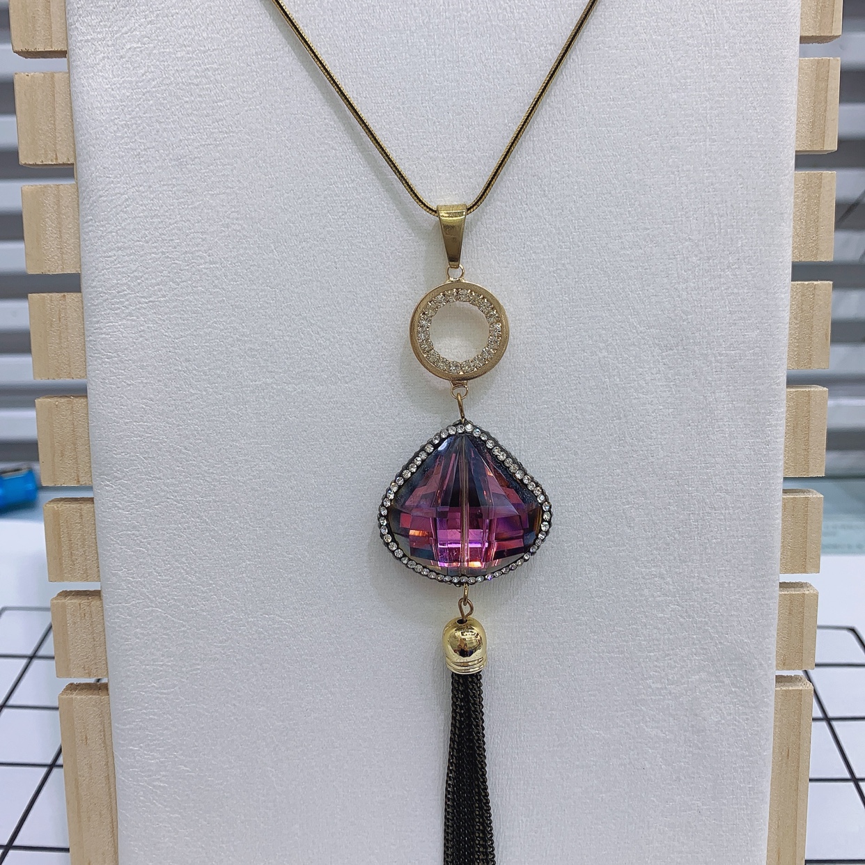 Fashion small fresh pendant necklace wood products high-end Korean version of environmental protection accessories thumbnail