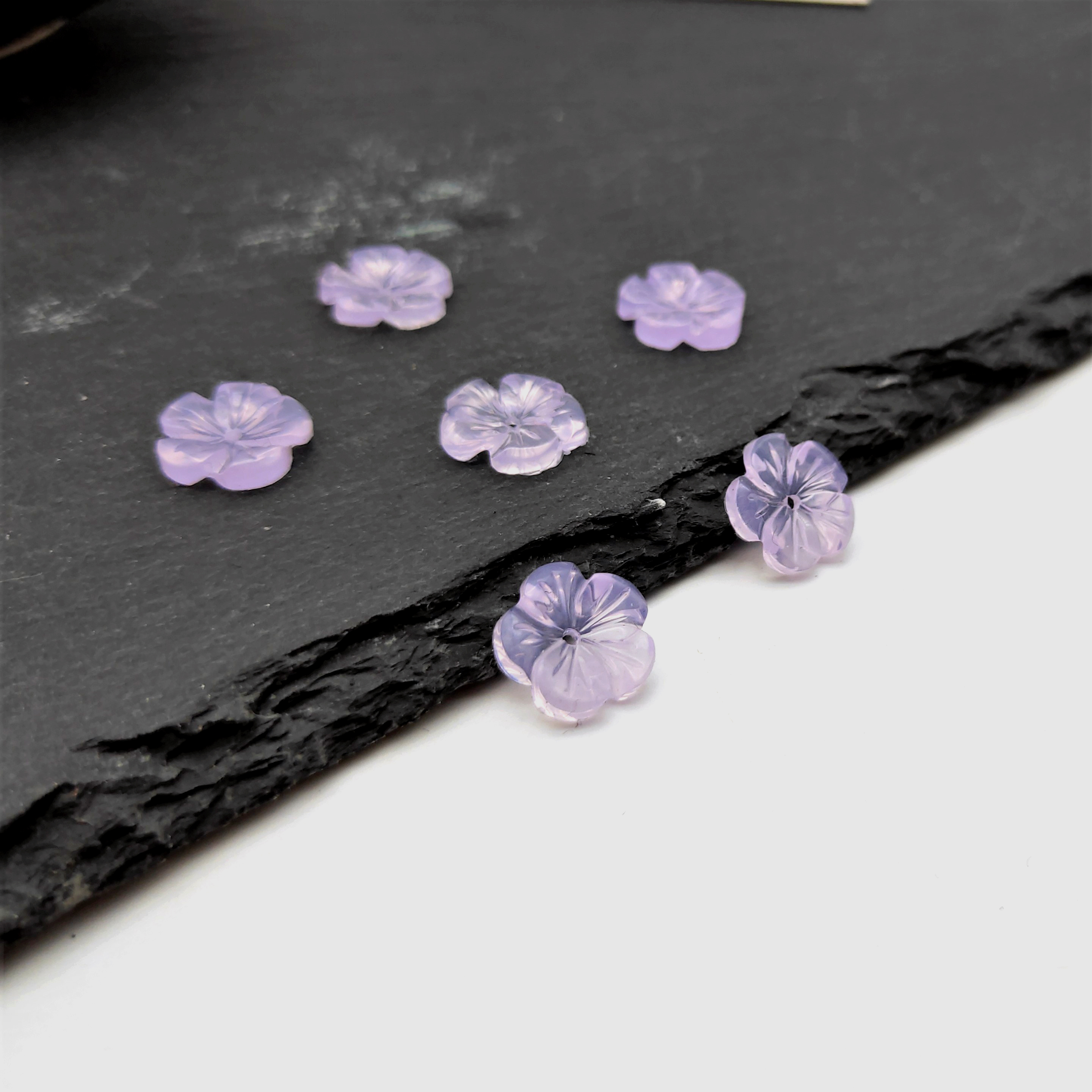 Imitation shell resin plum blossom 12mm perforated bowl flower handcrafted diy accessories Hanfu ancient-style cosplay hairpin head accessories detail image 3