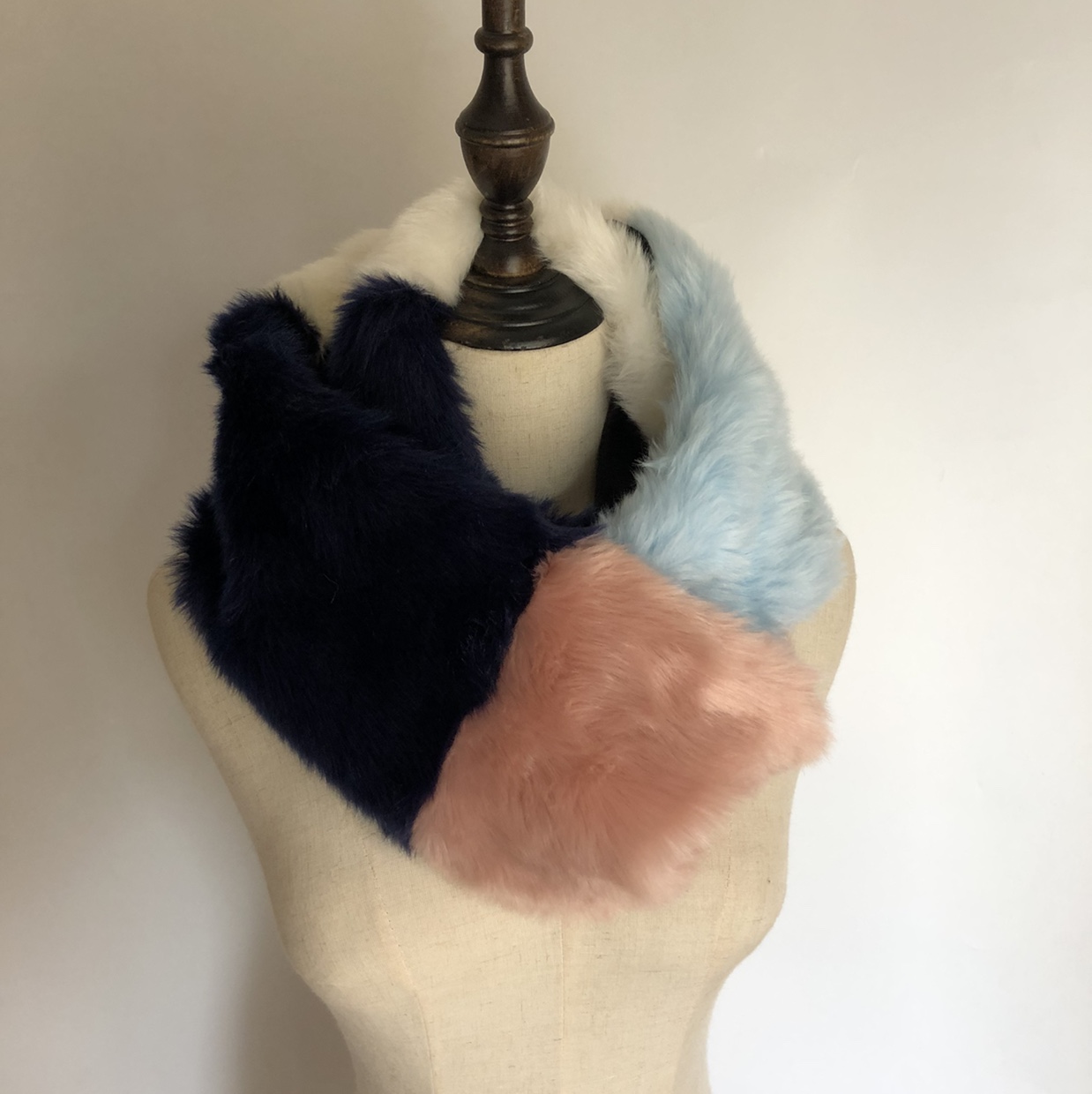 2020 New Winter Imitation Fur Fur Scarf Thickened Warm Color Bump Neck Specification drawing