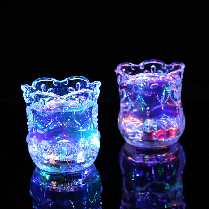 炫彩感应闪光杯婚庆用品爆款产品，各式各样闪光电子产品和玩具手柄可乐杯详情图8