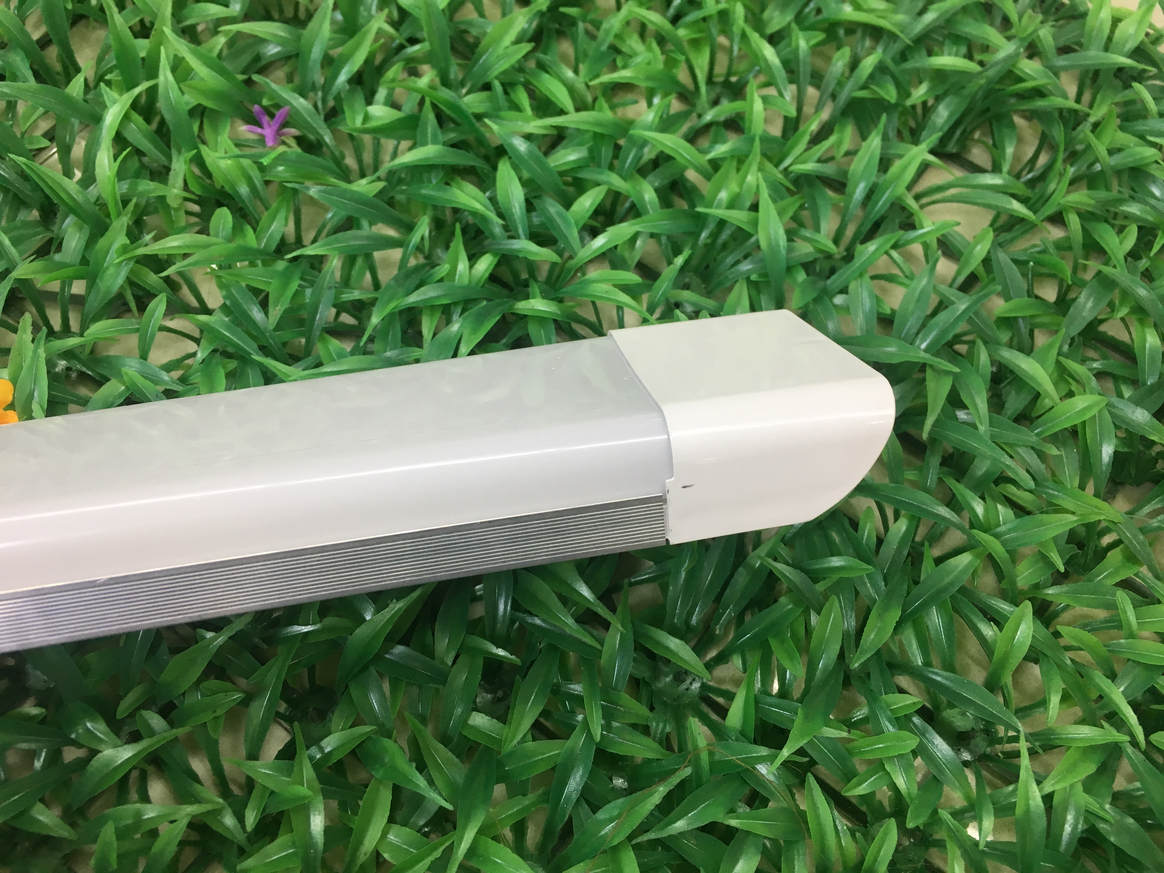 1.2M72w Square Led Lamp Dust-Proof Purification Lamp Warehouse Long Strip Three Anti-Fluorescent Light Opal Cover Item Picture