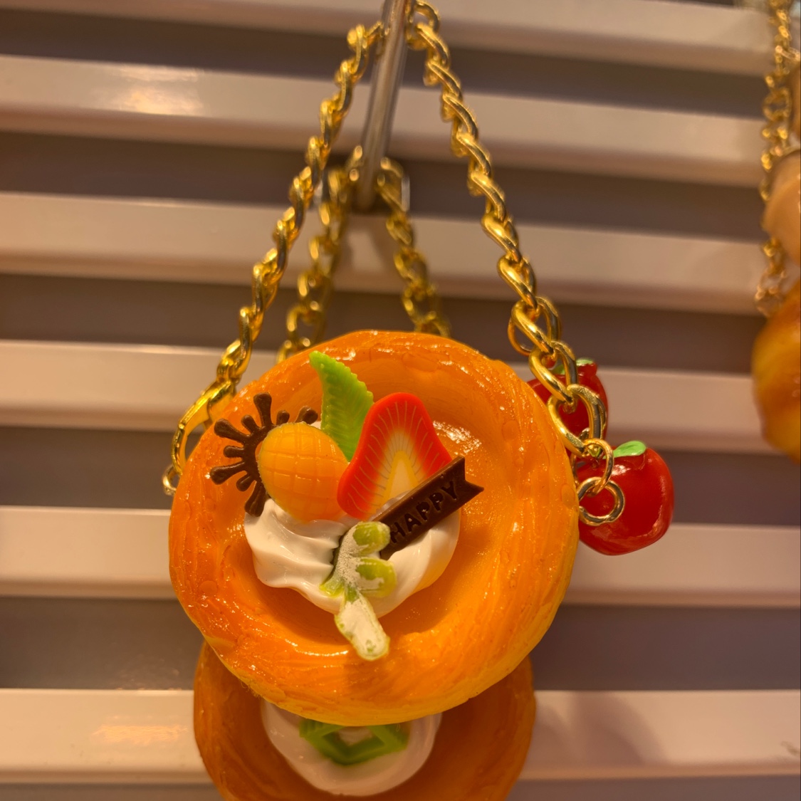 Mini pendant key chain