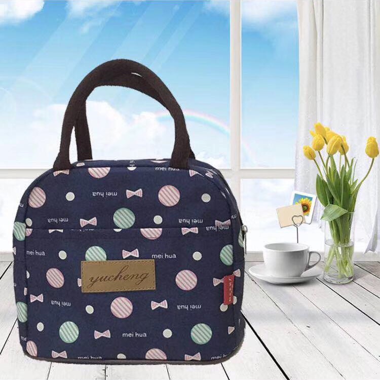 男士手提包实物图