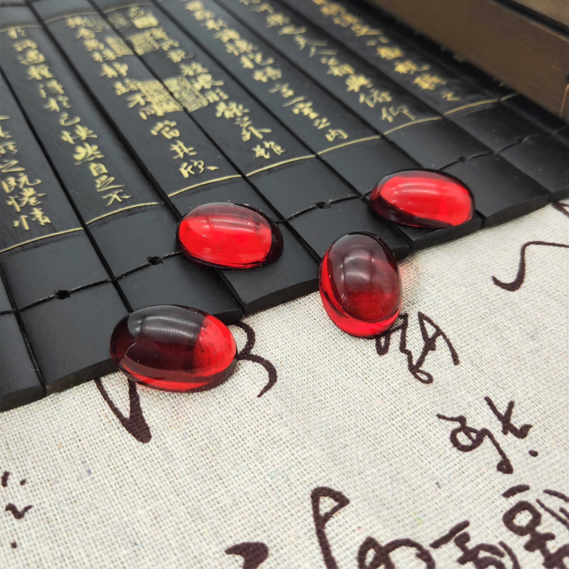 Large resin glossy oval-shaped light-sensitive cat's eye ring face diy step hairpin inlay material diy decoration undefined