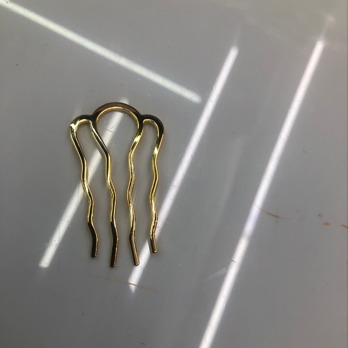 Xiao Gao jewelry accessories, small four-toothed imitation gold alloy hair jewelry accessories