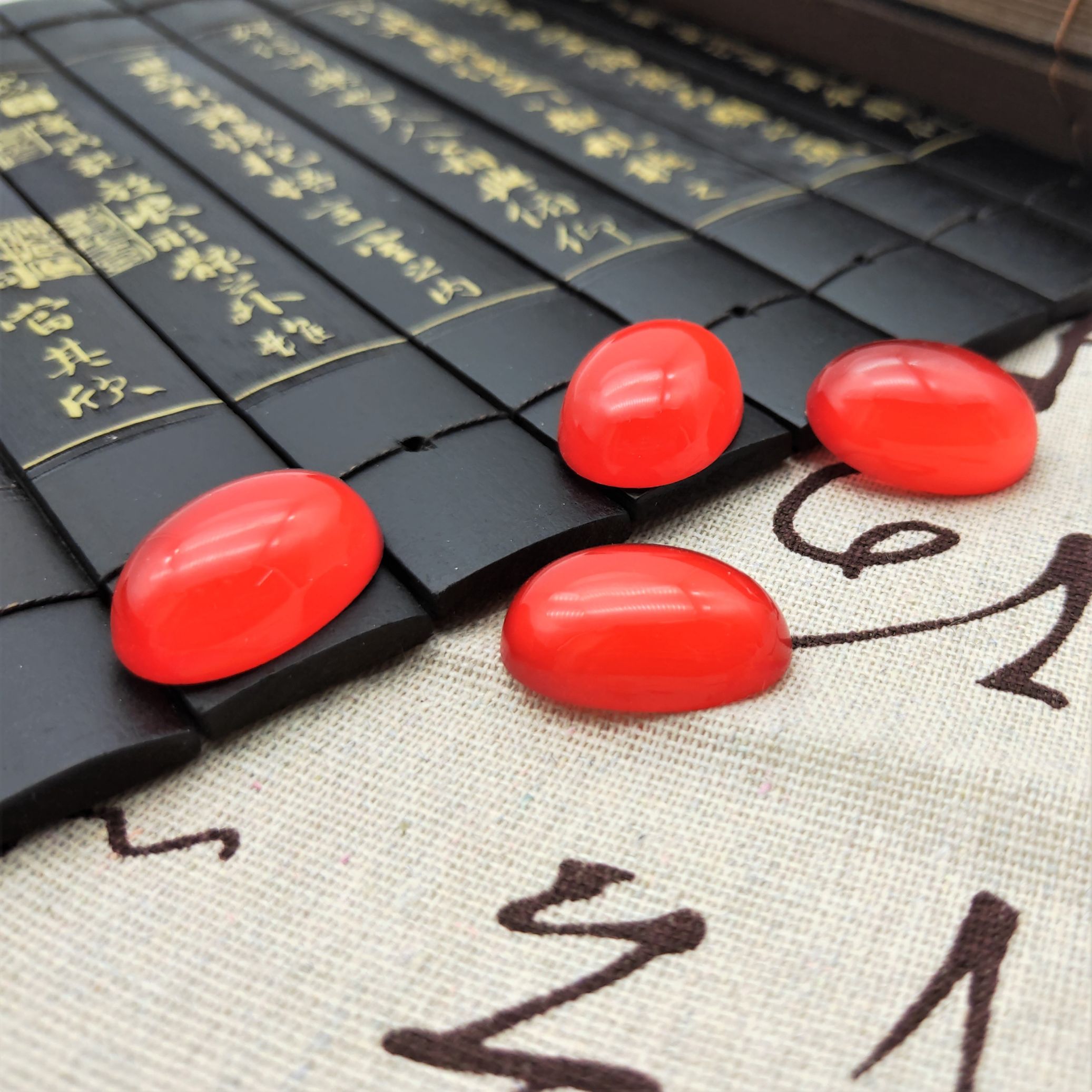 Large resin glossy oval-shaped light-sensitive cat's eye ring face diy step hairpin inlay material diy decoration undefined