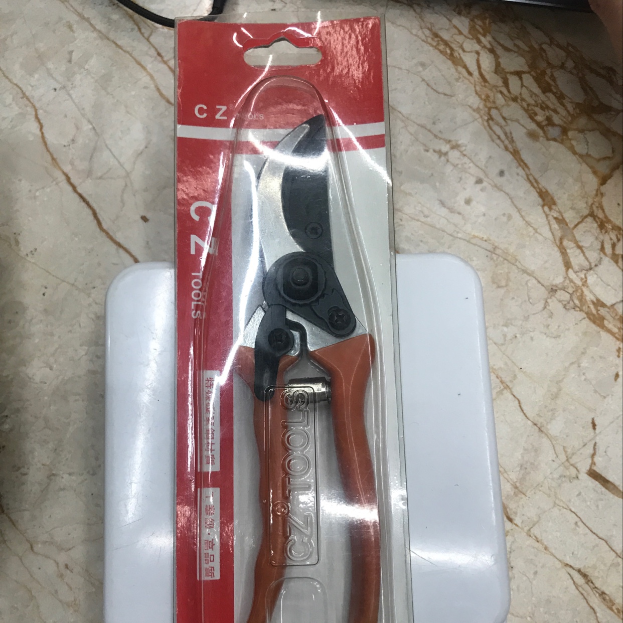 XL116
scissors thumbnail