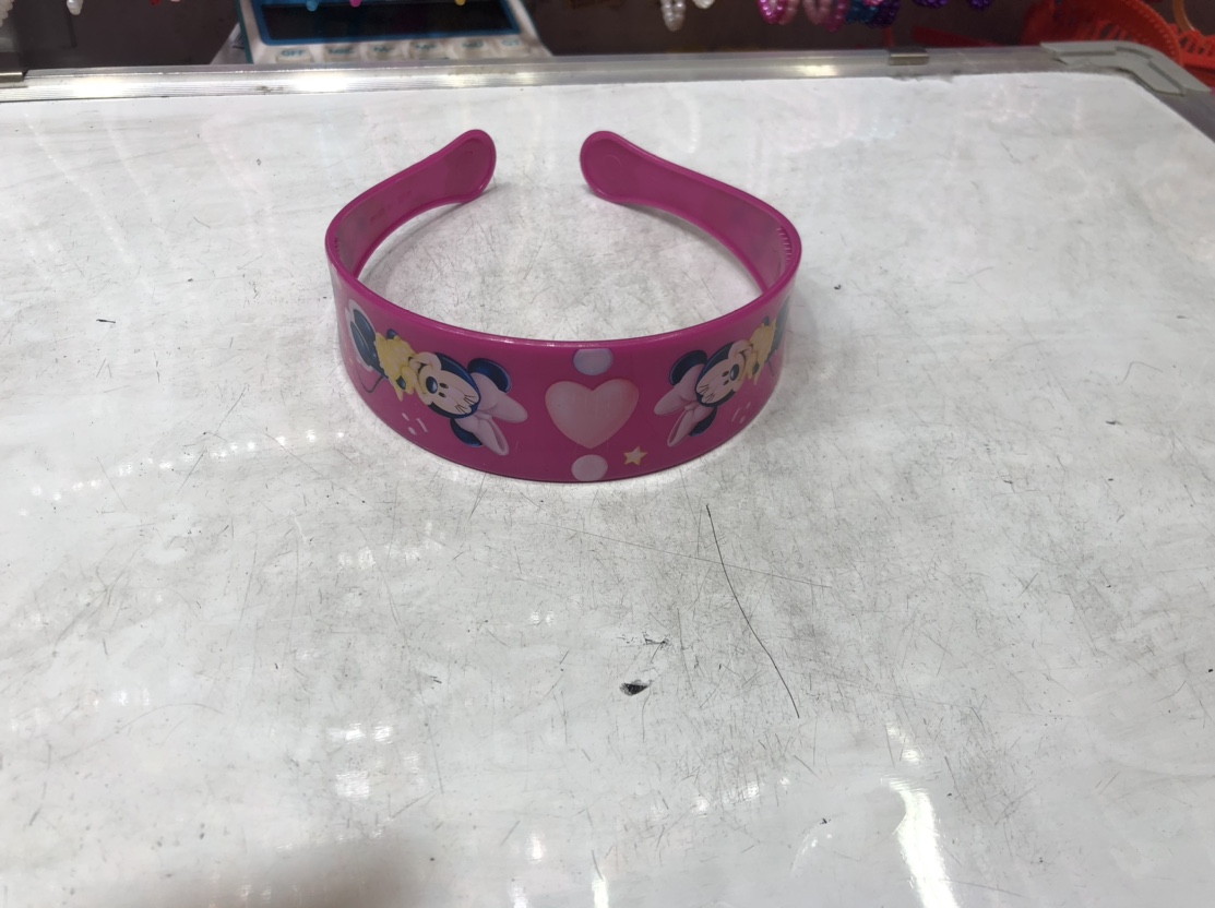 3.8 Printed Mickey head clasp thumbnail