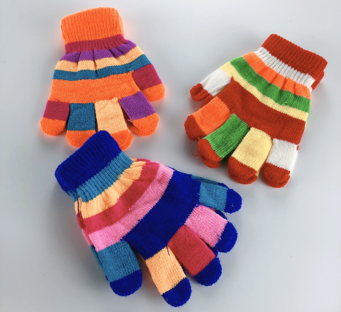 Fashion mittens thumbnail