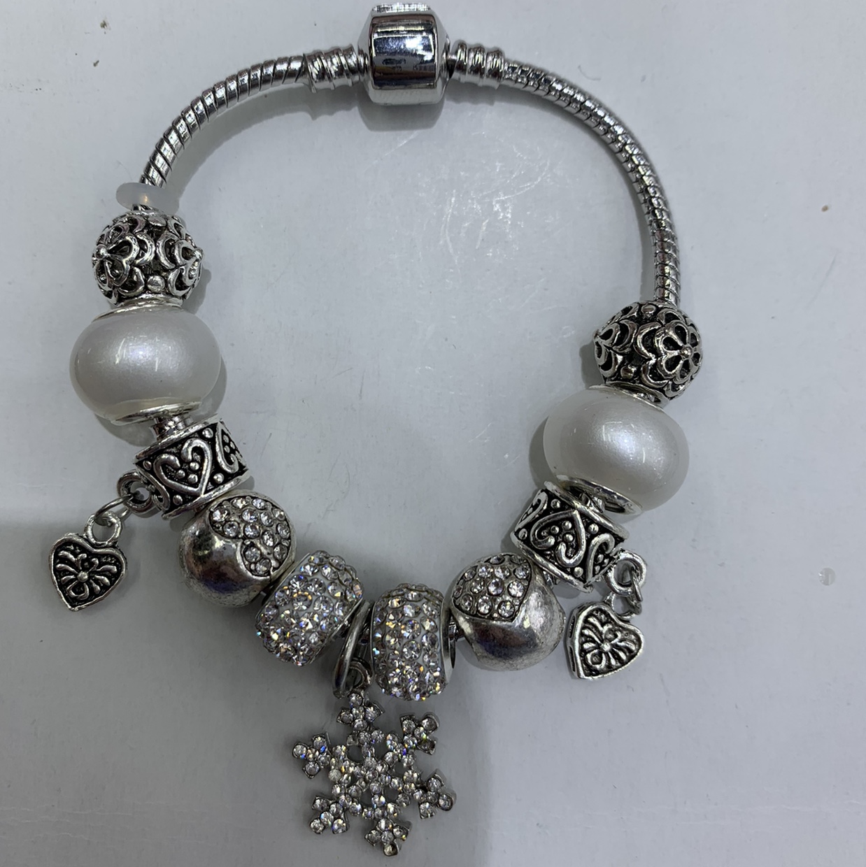 Donna bracelet female 🌼 pan full figure