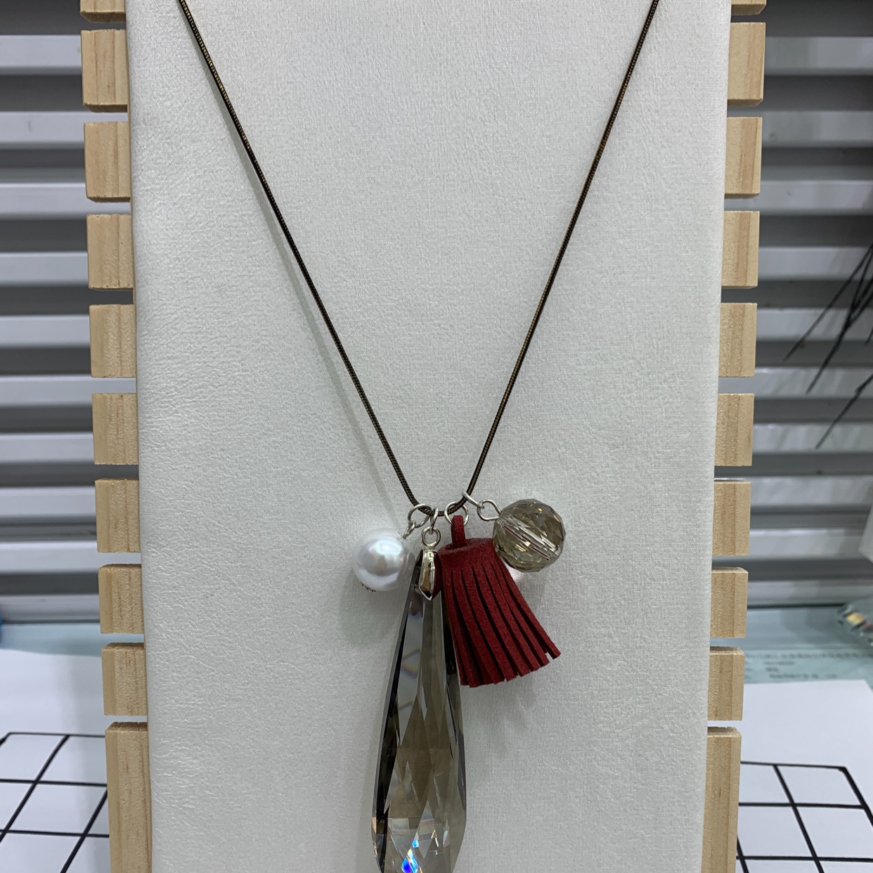 European and American new simple crystal necklace fashion joker female jewelry color protection allergy necklace thumbnail