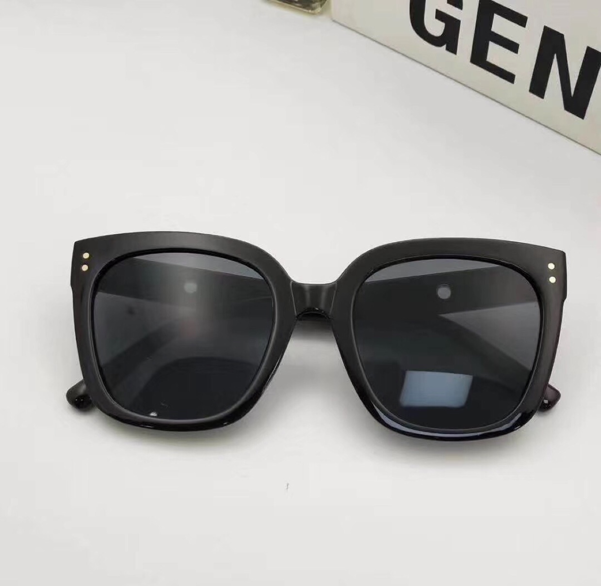 Korean-style trendy sunglasses worn by celebrities Specification image