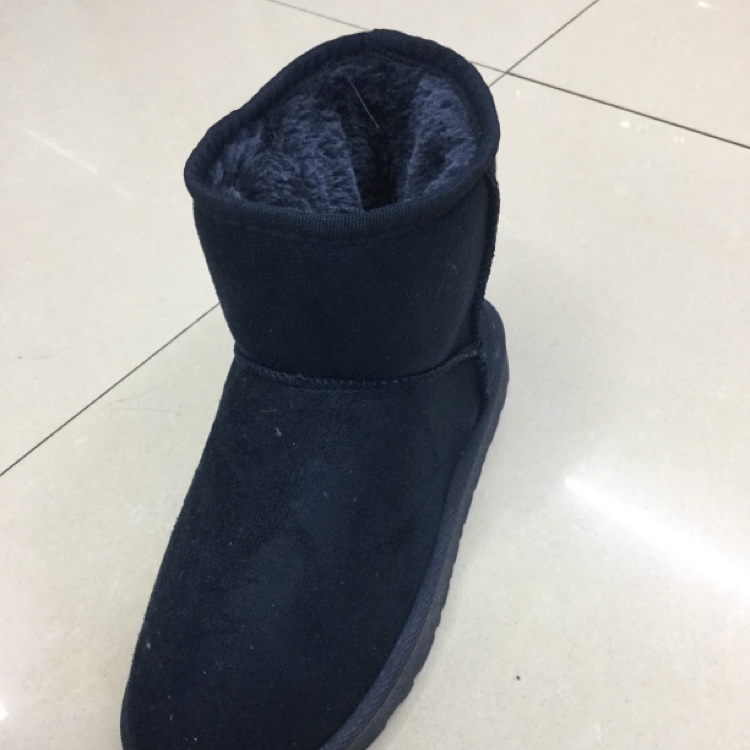 短款雪地靴