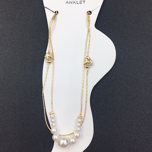 Pearl necklace with five-pointed star thumbnail